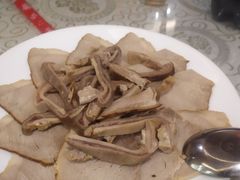 中盘熏肉熏肚-李连贵熏肉大饼(沈阳站店)