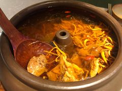 菌菇汽锅鸡-沧南云海云南菜(吾品田店)
