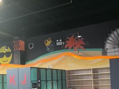 -极限PLAY运动娱乐新世界·团建派对潮玩休闲馆·室内蹦极高空游乐园