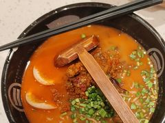 辛泡菜肥牛石锅拉面-味千拉面(泰州万达广场店)