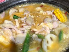 -极有家小鱼小鸡石锅煲(佳兆业店)