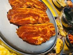 辣椒酱五花肉-姜虎东白丁烤肉(恒隆广场店)