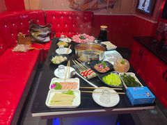 -唯爱KTV聚会餐厅(仙林东城汇店)