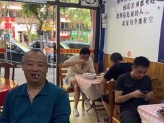 -洪霞餐馆