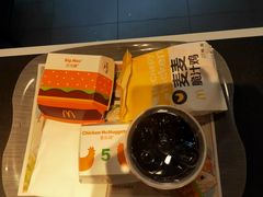 -麦当劳(乳山路店)