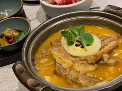 酸木瓜炖牛腩-半山腰·云南菜(侨福芳草地店)