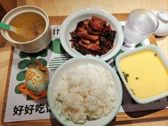 -老乡鸡(上海白玉兰广场店)