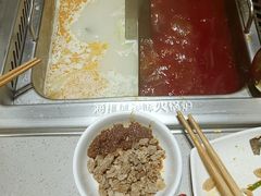 -海底捞火锅(关山保利店)