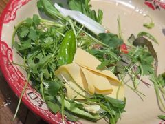 -万里闯关东铁锅炖菜馆(高新旗舰店)