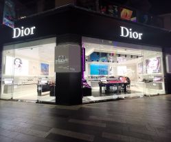 -Dior