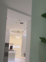 -微笑雨嘉造型护肤