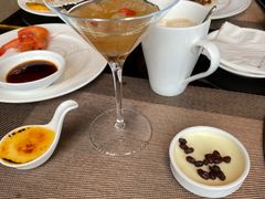-大中华希尔顿酒店-念自助餐·嗨啤·小龙虾