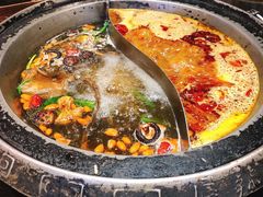 -唇辣号重庆老火锅(亦庄店)