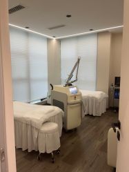 -医颜医疗美容门诊部