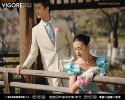 -雪中彩影婚纱摄影·微光艺术中心