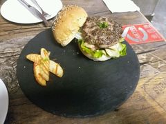 -HIGH FIVE哈福手工汉堡(桂林路店)