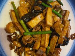 地三鲜-靠山屯东北农家菜(八龙桥雅苑店)