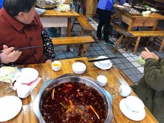 -金鼎雪山牦牛杂火锅(理县总店)