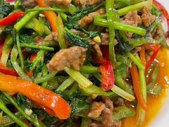 香菜炒牛肉丝-新新湘菜馆(新中街二条店)