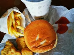 -华莱士·全鸡汉堡(财经学院店)