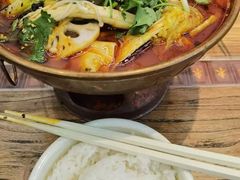 -成都你六姐·牛肉冒菜(上海环宇荟店)