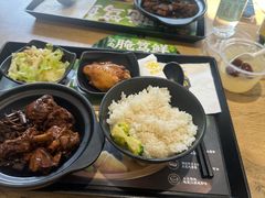 -老娘舅中式快餐(美好广场店)