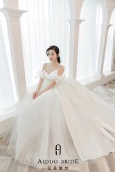 -艾朵婚纱