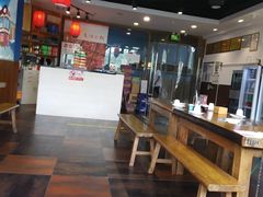 -马路边边 传媒大学店