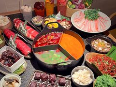-三出山火锅(南京万象天地店)