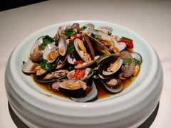 凉拌花甲拼青口-码头见·潮汕菜(领展中心城店)