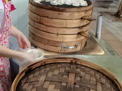 -严氏重油烧麦(民权路店)