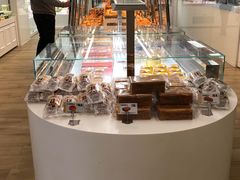 面包甜点陈列柜-味多美蛋糕(三元桥店)