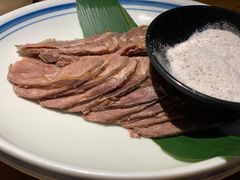 古法盐蘸牛肉-老头儿油爆虾(金鹰世界店)