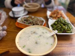 -顶峰夜宴·龙虾烧烤大排档(九江学院店)