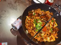 -富正毅三下锅(体育馆店)