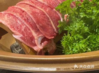 本人肚子疼，还要来这吃火锅，简直要不是近，整个人都晕