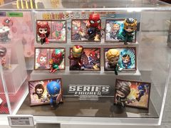 -泡泡玛特POPMART(上海环球港店)