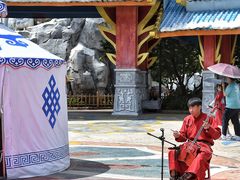 -七彩云南欢乐世界