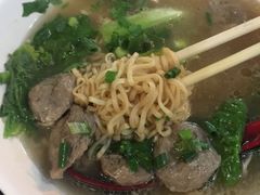 牛肉饼蟹黄面-娜姐海丰小吃