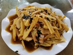 -竹语饭香·原生态农庄·烧鸡·竹筒饭·河鲜(森林海白水寨店)