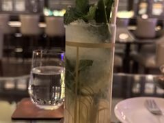 -LONG BAR 廊吧(外滩华尔道夫酒店)