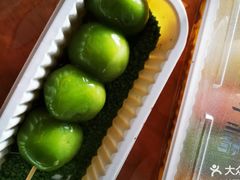抹茶粉团-米阿糯糕团•酒酿•甜品(莫愁店)