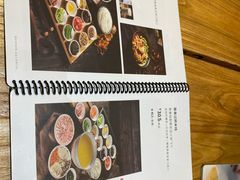 -蒙自源过桥米线(红谷滩万达店)