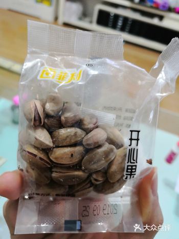 一大包的买价格也便宜，很适合居家休闲时吃一吃
