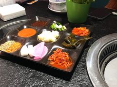 -烤路里·韩国品质自助烤肉(石路天虹4号店)