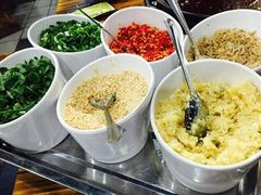 -灌县老妈砂锅串串香(万科红生活广场店)
