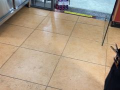 -刘姐啤酒鱼民族演艺餐厅(西街总店)