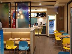 大堂-DQ·蛋糕·冰淇淋(绿宝店)