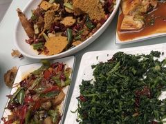 -秦扬居特色菜馆(上王村)