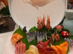 -鼎泰亨·海鲜牛肉餐厅(滨江店)